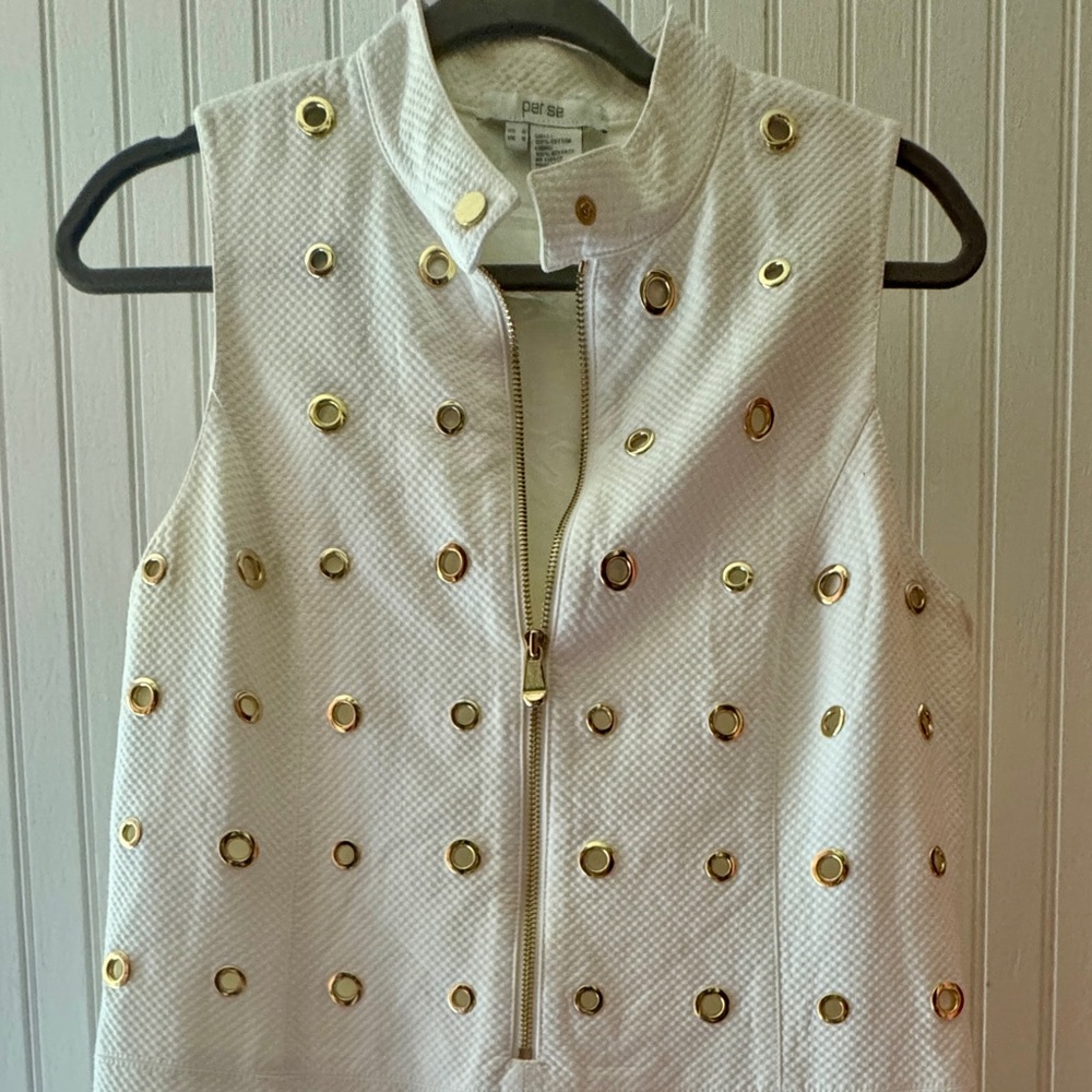Per Se White and Gold Embellished Sheath Dress Knee-Length